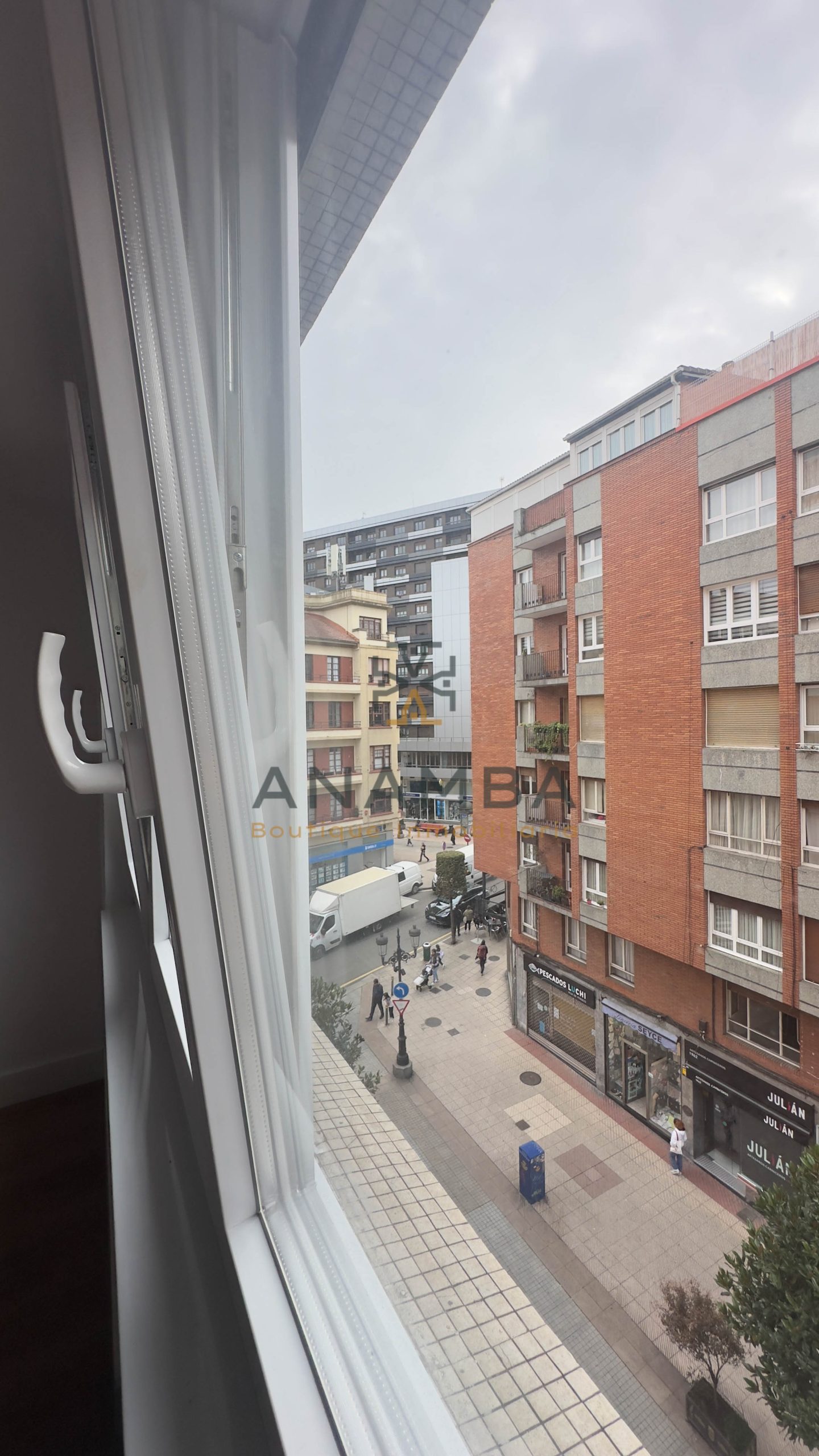 piso en oviedo · oviedo-centro 360000€